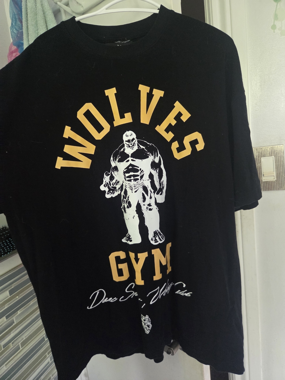 Darc Sport Black Graphic 'Wolves Gym' Tee with Yellow Print
